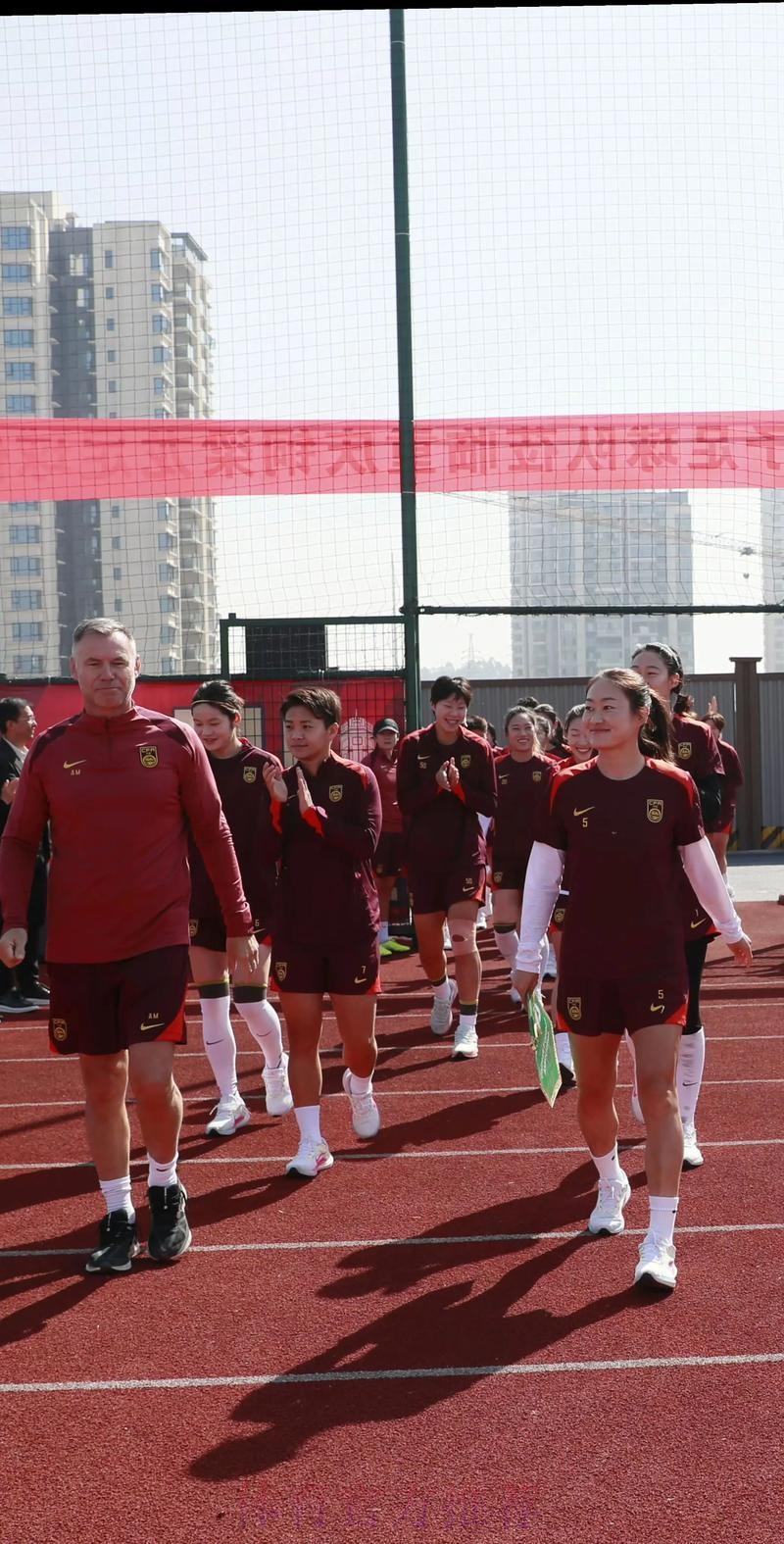 2025年中国足协女超女甲赛事裁判人员培训班在海口顺利举办