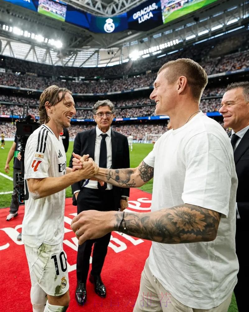 皇马正考虑续约莫德里奇1年 克罗斯下周宣布留队 皇马正考虑续约莫德里奇1年 克罗斯下周宣布留队